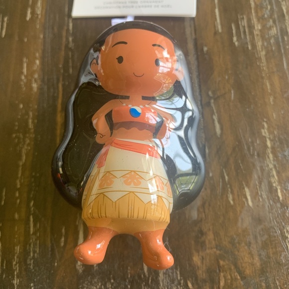 Hallmark Disney Princess Moana Decoupage Christmas Holiday Ornament New 2022 - Picture 2 of 4